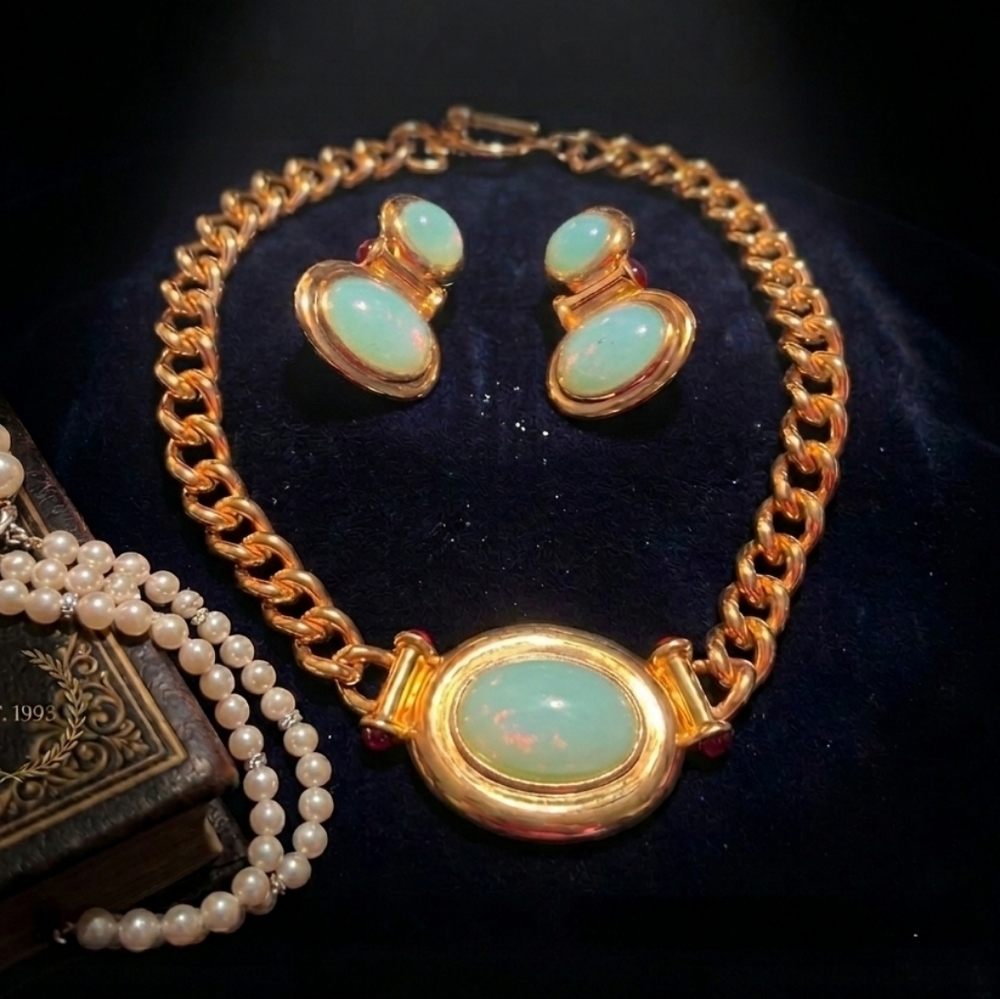Vintage Elizabeth Taylor for Avon “Taylored Style Collection” Necklace, Earrings
